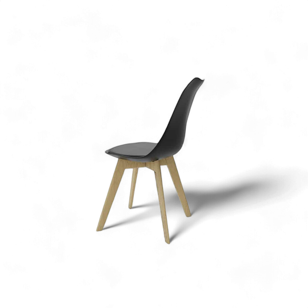 EAMES CHAIR